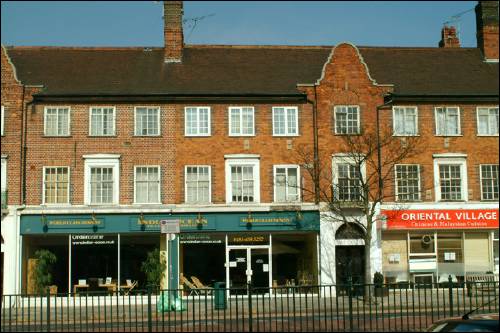 25-27 The Market Place